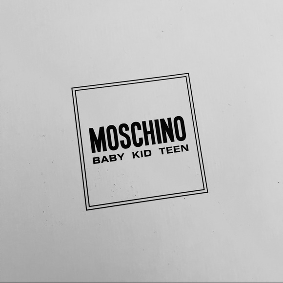 SOLD 🛑 Moschino Kids Logo Touch Strap Sneakers - Picture 7 of 7